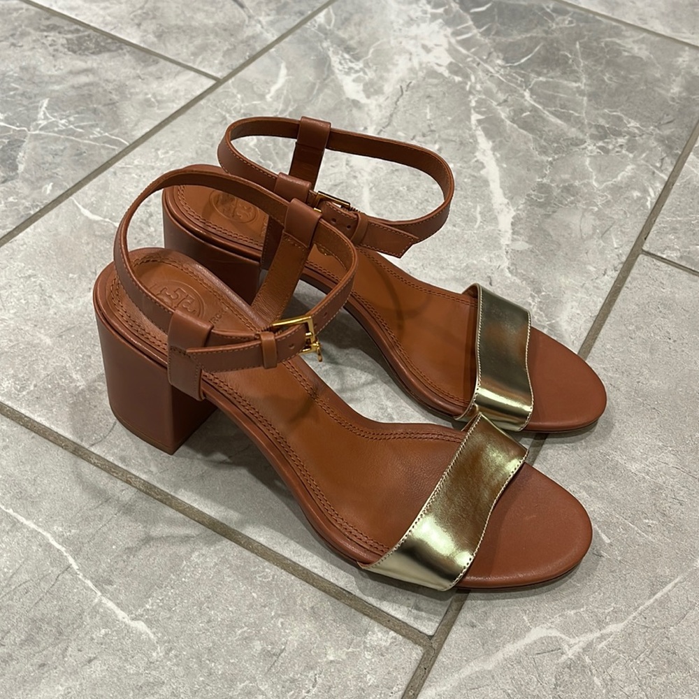 Tory Burch Sandals (7.5)